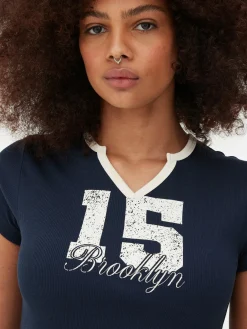 Femme Primark Hauts Et T-Shirts|T-shirt Graphique à Col Cranté